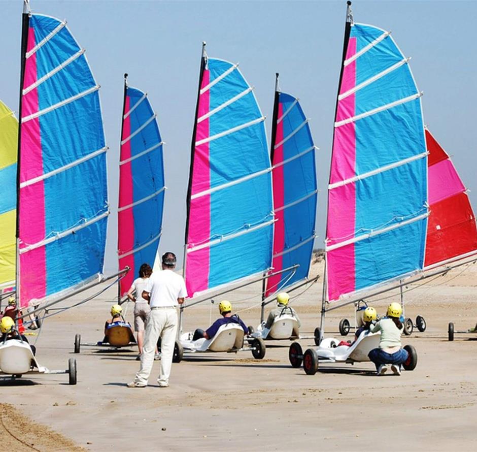 The Nautical Bases near the 3-star Les Sirènes Campsite 