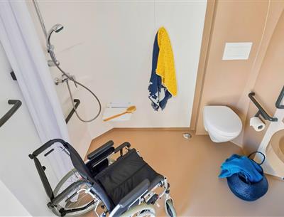 Mobile home bathroom for 4/6 people with 2 bedrooms and air conditioning accessible to people with reduced mobility