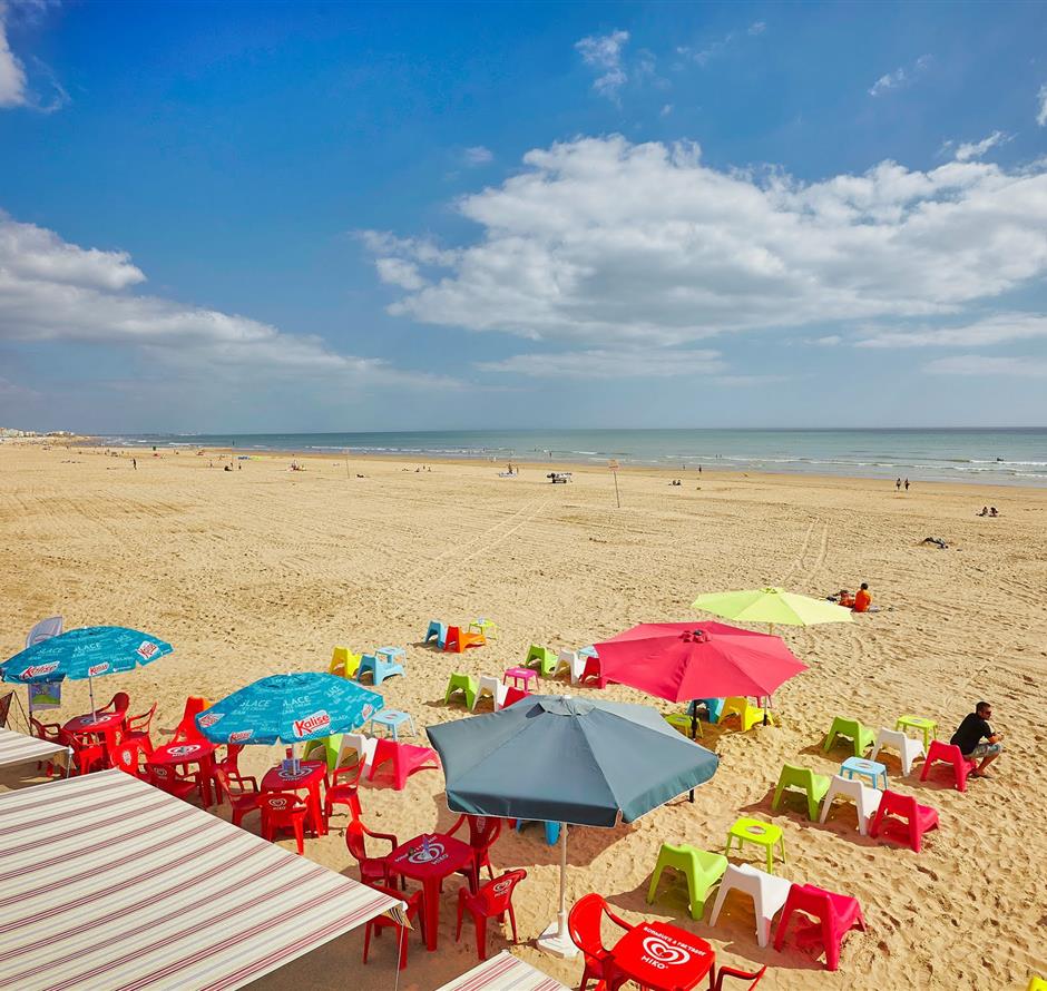 Saint-Jean-de-Monts beach in Vendée near Les Sirènes 3-star campsite 