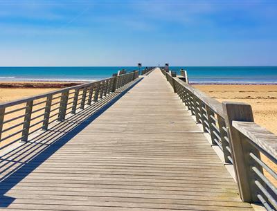 Saint-Jean-de-Monts beach in Vendée near Les Sirènes 3-star campsite