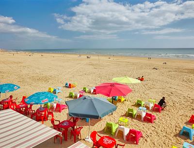 Saint-Jean-de-Monts beach in Vendée near Les Sirènes 3-star campsite