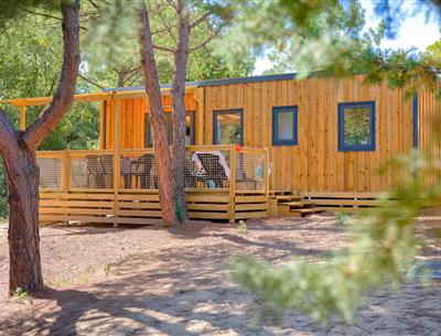 Exterior view of the Cottage 6 people 3 flowers
