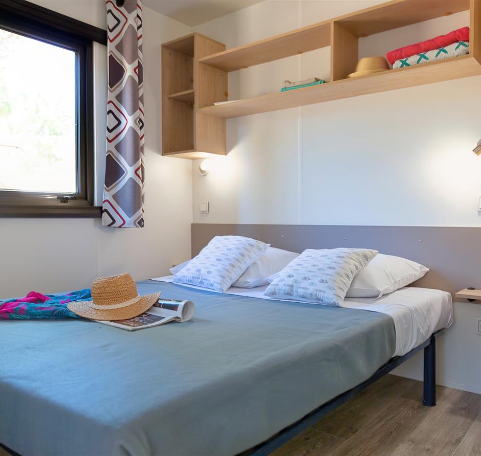 Cottage bedroom 5 pers 3 flowers 