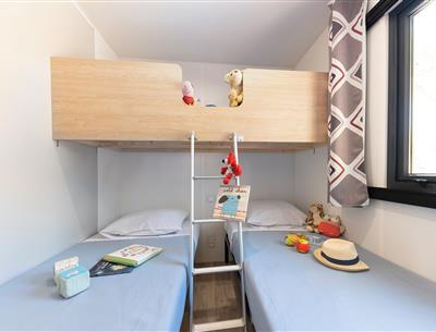 Cottage bedroom 5 pers 3 flowers