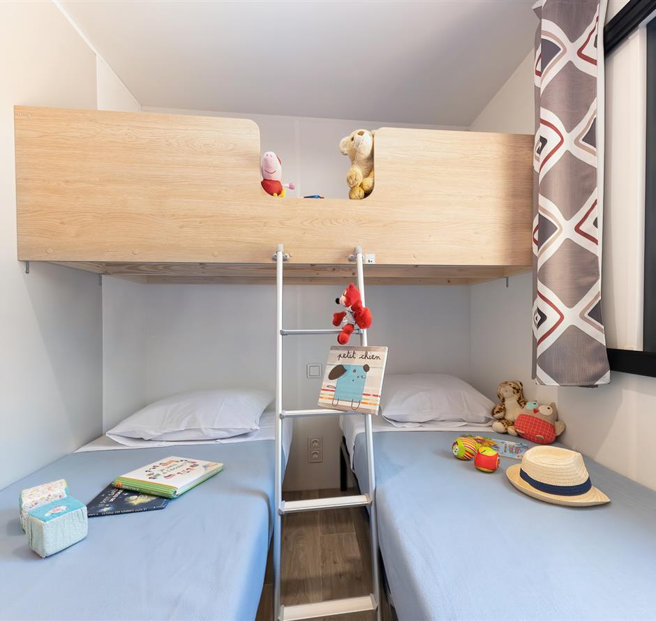 Cottage bedroom 5 pers 3 flowers 