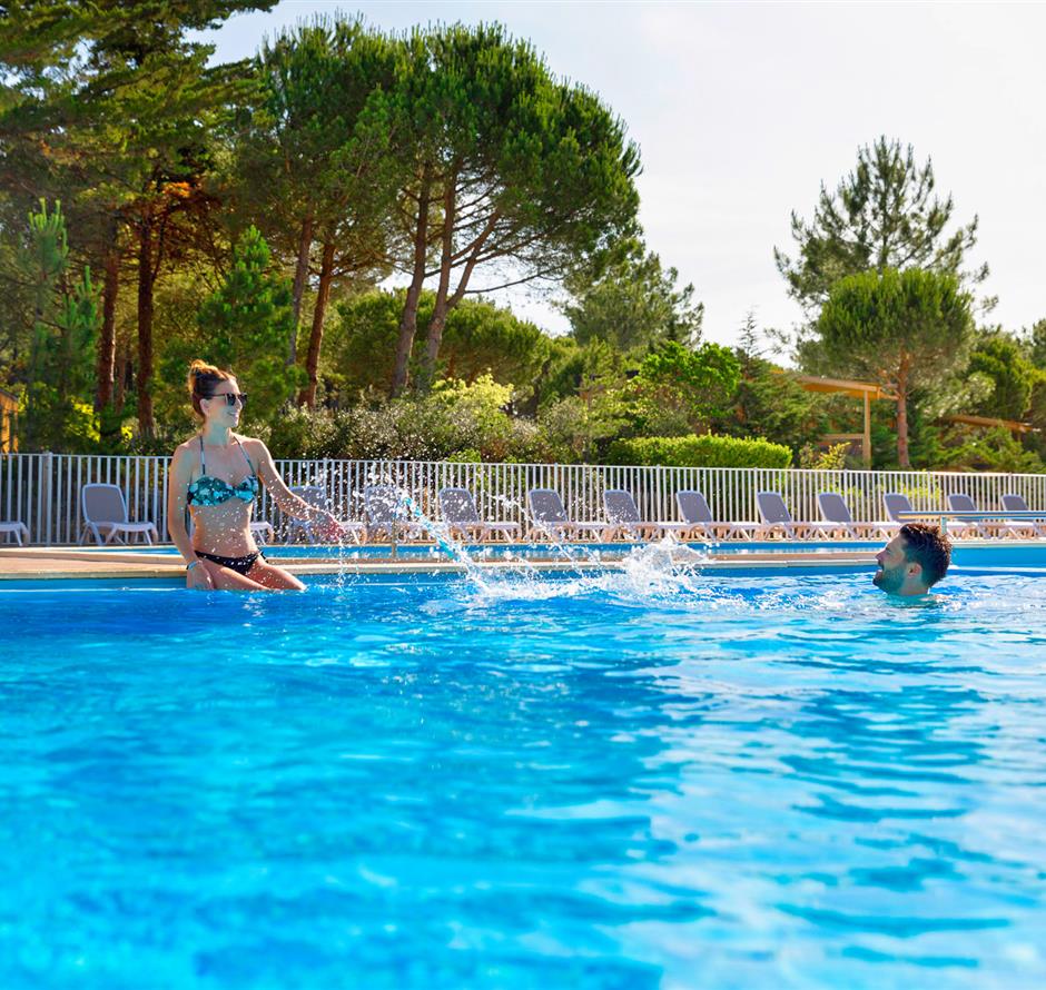 Heated swimming pool at Camping Les Sirènes *** 