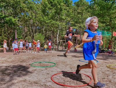 Outdoor games at Camping Les Sirènes