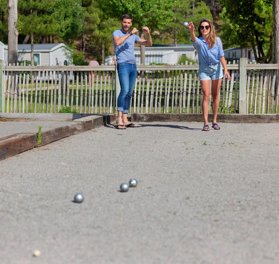 Activities for teenagers at the 3-star Les Sirènes campsite in Saint-Jean-de-Monts 