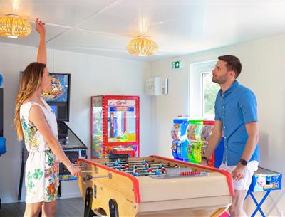 Activities for teenagers at the 3-star Les Sirènes campsite in Saint-Jean-de-Monts