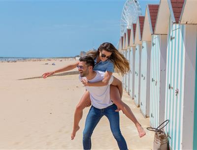 Saint-Jean-de-Monts beach in Vendée near Les Sirènes 3-star campsite