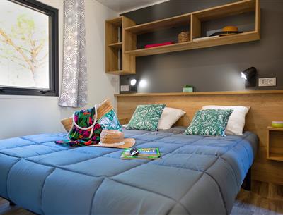 Cottage bedroom 6 people 3 bedrooms 4 flowers