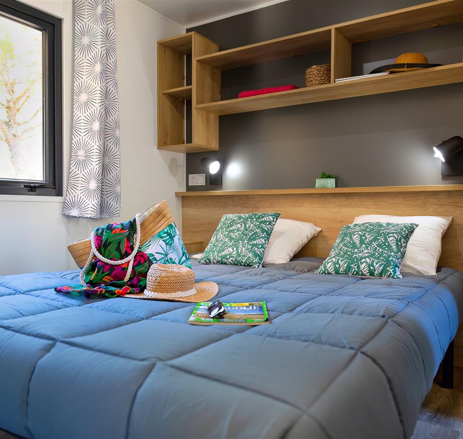 Cottage bedroom 6 people 3 bedrooms 4 flowers 