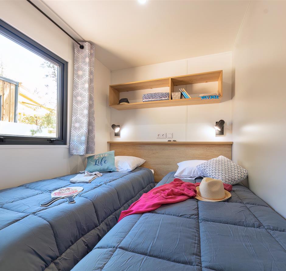 Cottage bedroom 6 people 3 bedrooms 4 flowers 