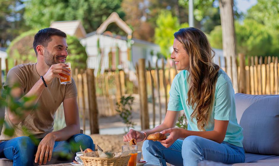 New for 2022 at the 3-star Les Sirènes Campsite in Saint Jean de Monts in Vendée (Bar / Snack / Grocery store / Animation services, New accommodation, Extension of the beaches of the bathing area, etc.) - CAMPING**** Les Sirènes