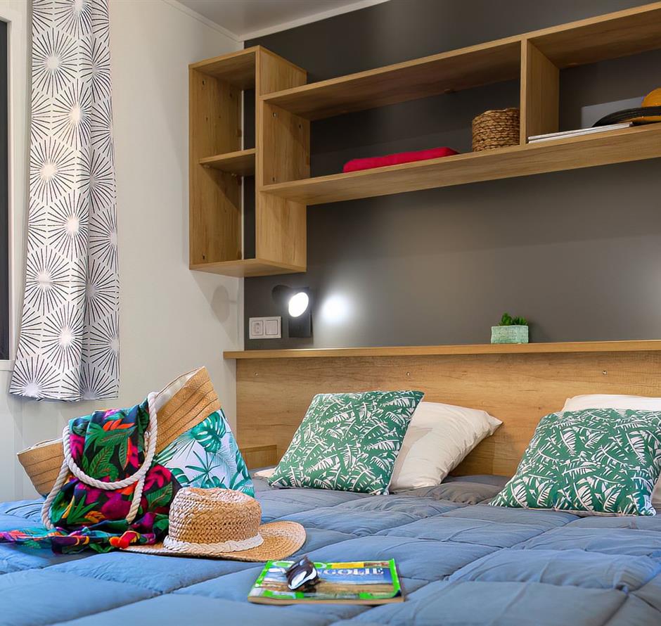 Cottage bedroom 6 people 3 bedrooms 4 flowers 