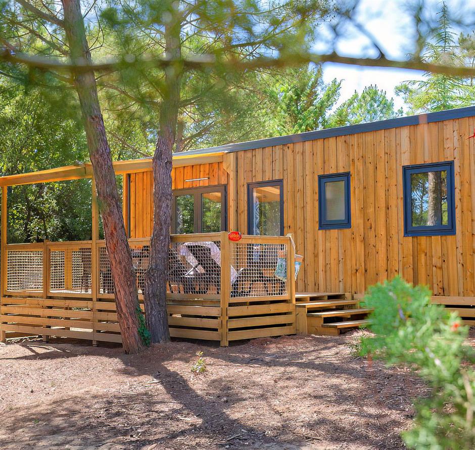 Exterior view of the Cottage 6 people 3 flowers 