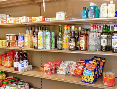 Snack Bar and grocery store service at Les Sirènes 3-star campsite in Saint-Jean-de-Monts