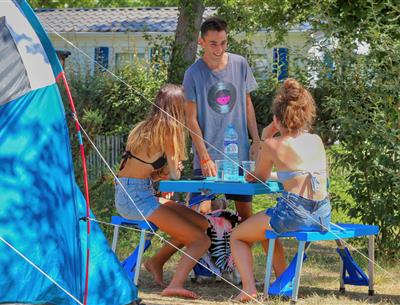 Bare pitches without electricity at Les Sirènes campsite in Saint-Jean-de-Monts