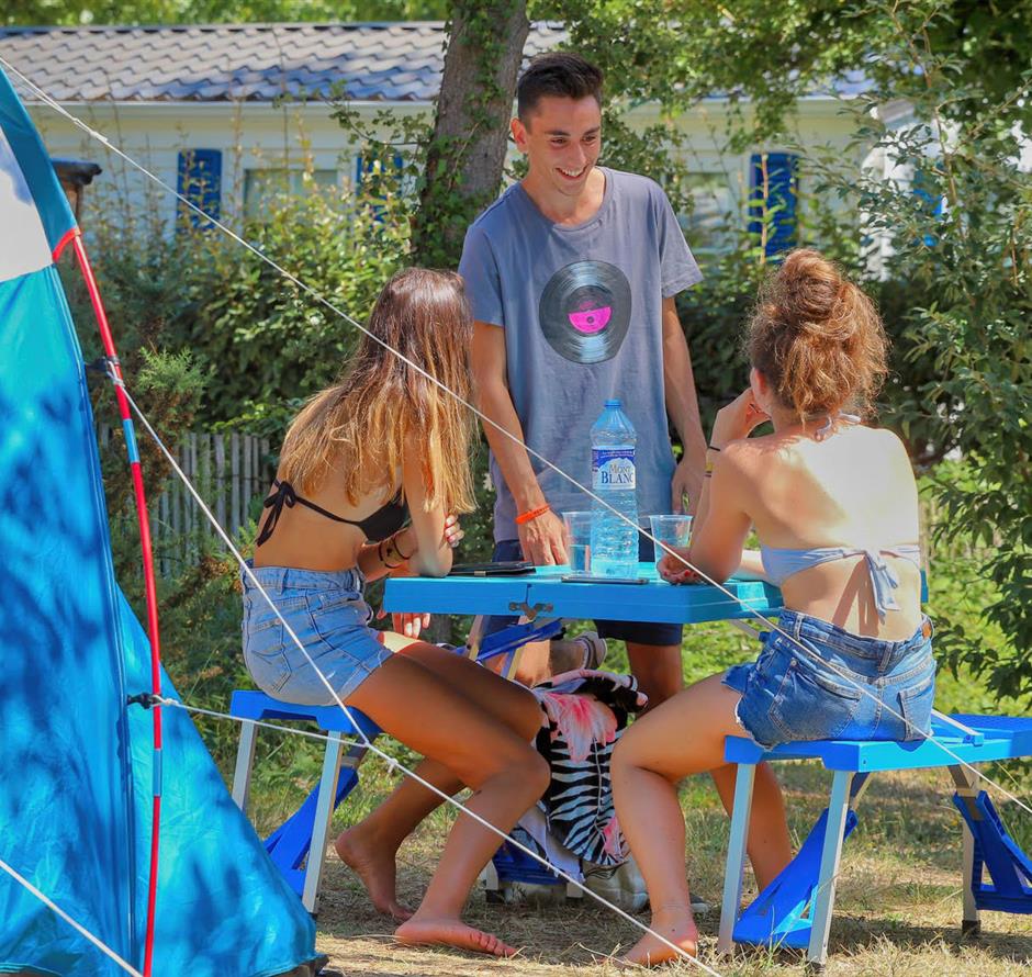 Bare pitches without electricity at Les Sirènes campsite in Saint-Jean-de-Monts 