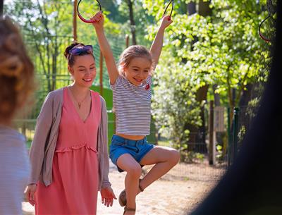 Activities and playground for children at Camping Les Sirènes