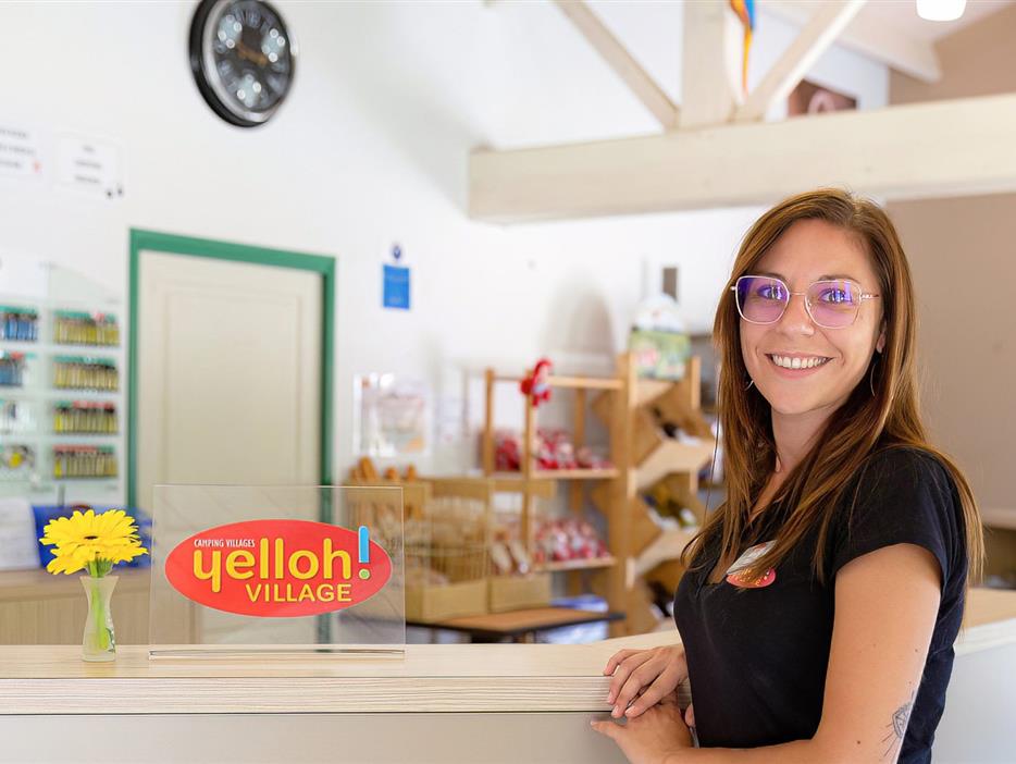 On-site services at Les Sirènes 3-star campsite in Saint Jean de Monts in Vendée (breakfast, bike rental, snack bar, bar, grocery store, massage, laundry, etc.) - CAMPING**** Les Sirènes