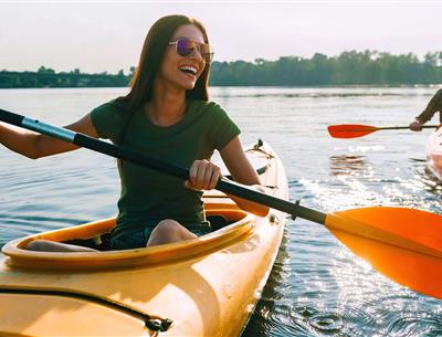 Kayak and Paddle near the 3-star Les Sirènes campsite