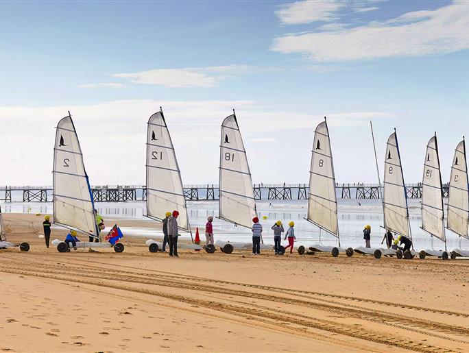 The Nautical Bases near the 3-star Les Sirènes Campsite
