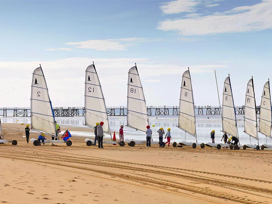 The Nautical Bases near the 3-star Les Sirènes Campsite - CAMPING**** Les Sirènes