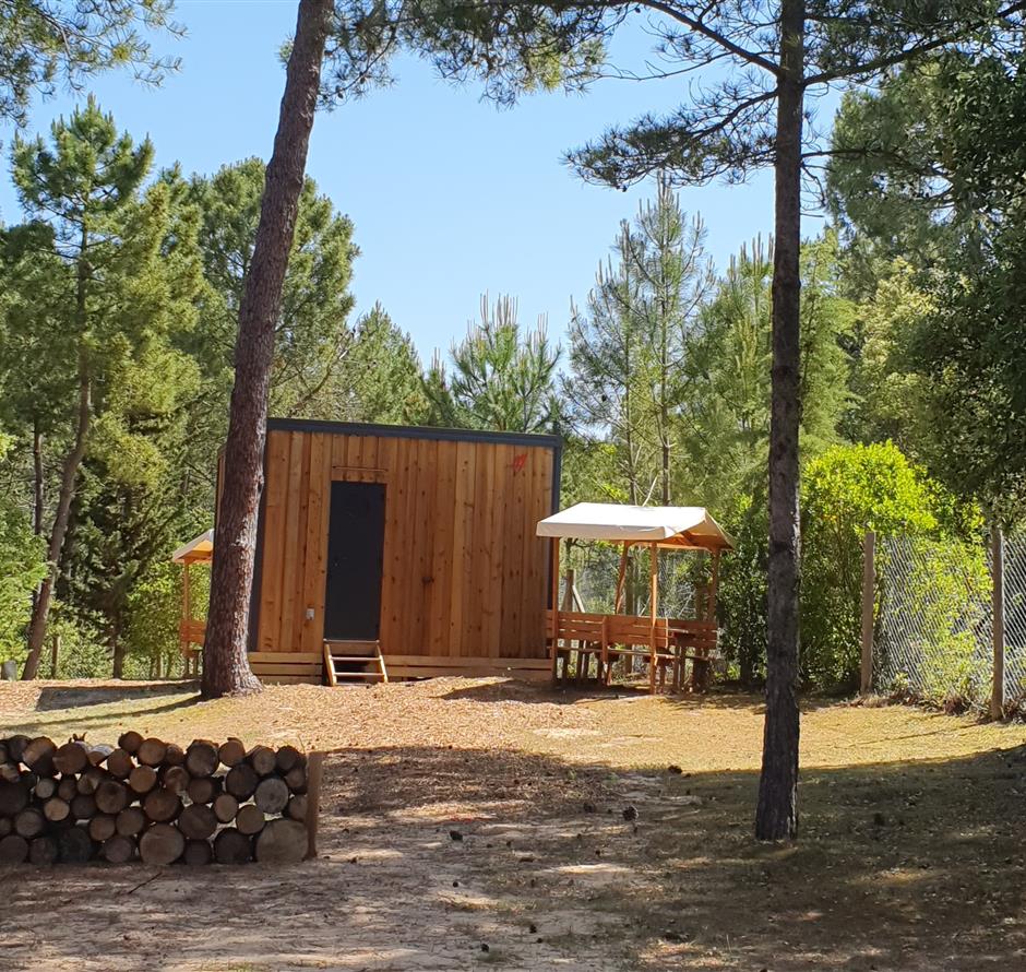 Pitch **** with private sanitary facilities 