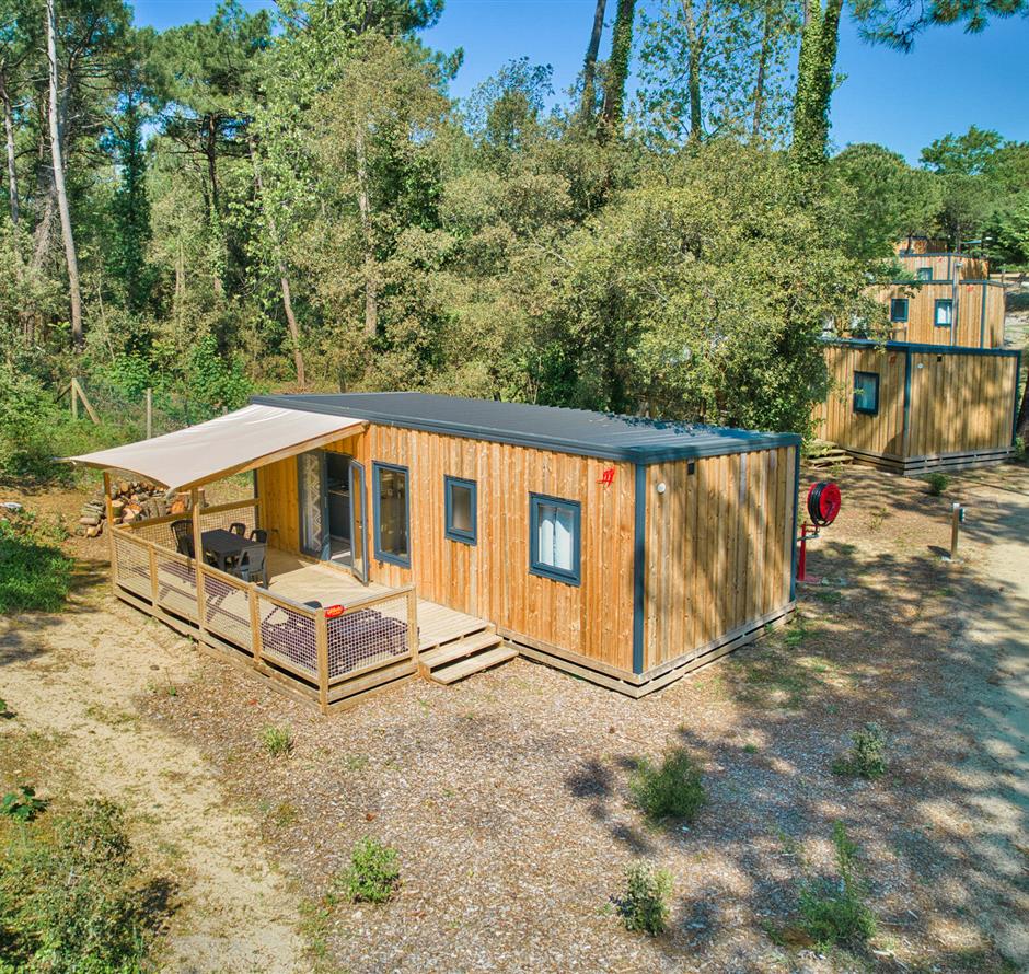 Aerial view of the Cottage 6 people 3 flowers 