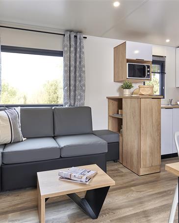 Kitchen of the 6 people premium cottage  - CAMPING**** Les Sirènes