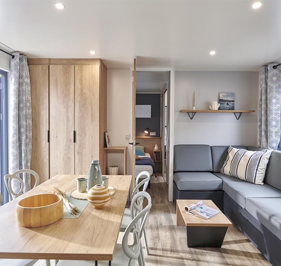 Living room of the 6 people premium cottage  